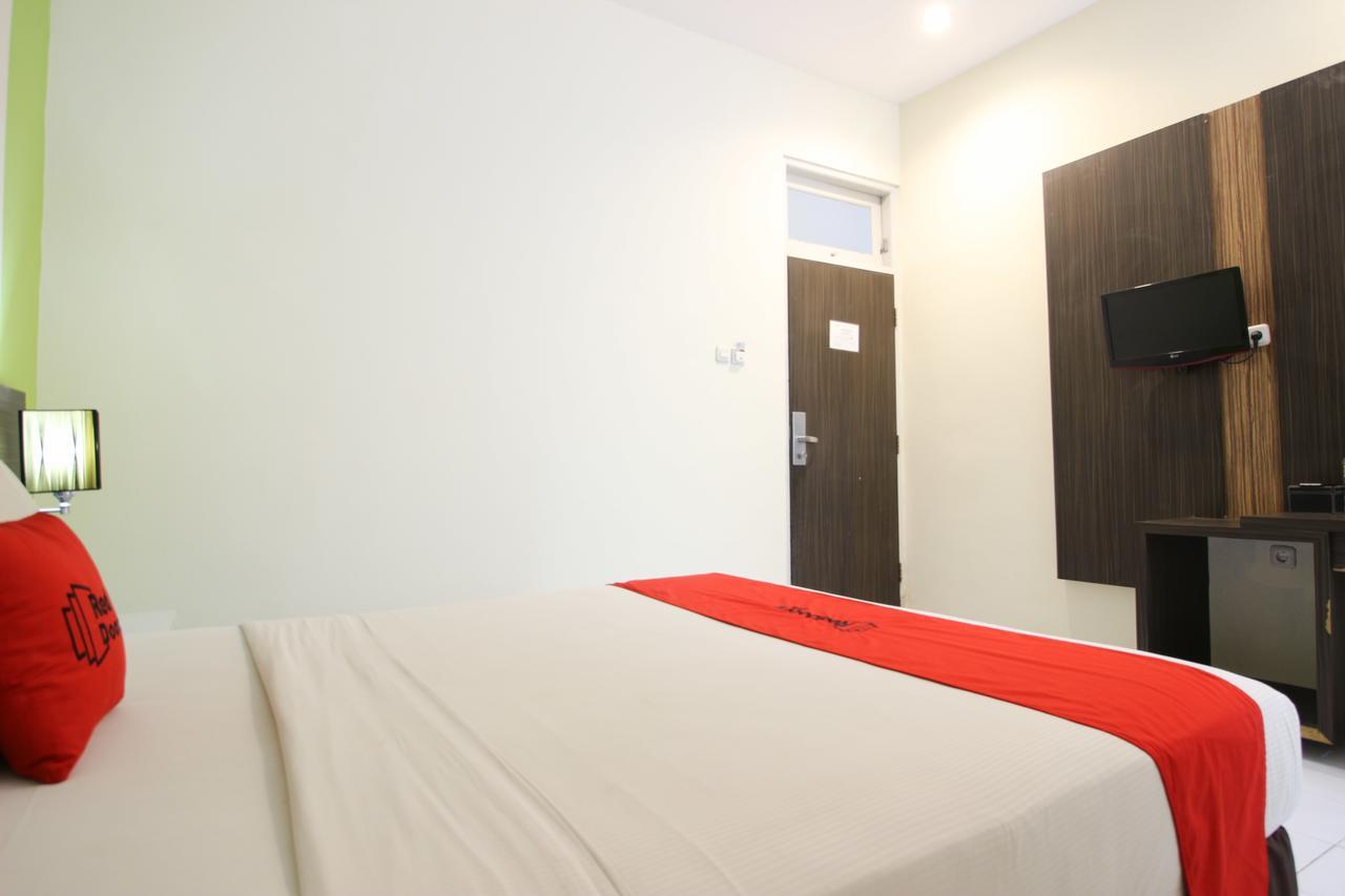 Hotel Reddoorz Plus Near Keraton Yogyakarta 2 Extérieur photo