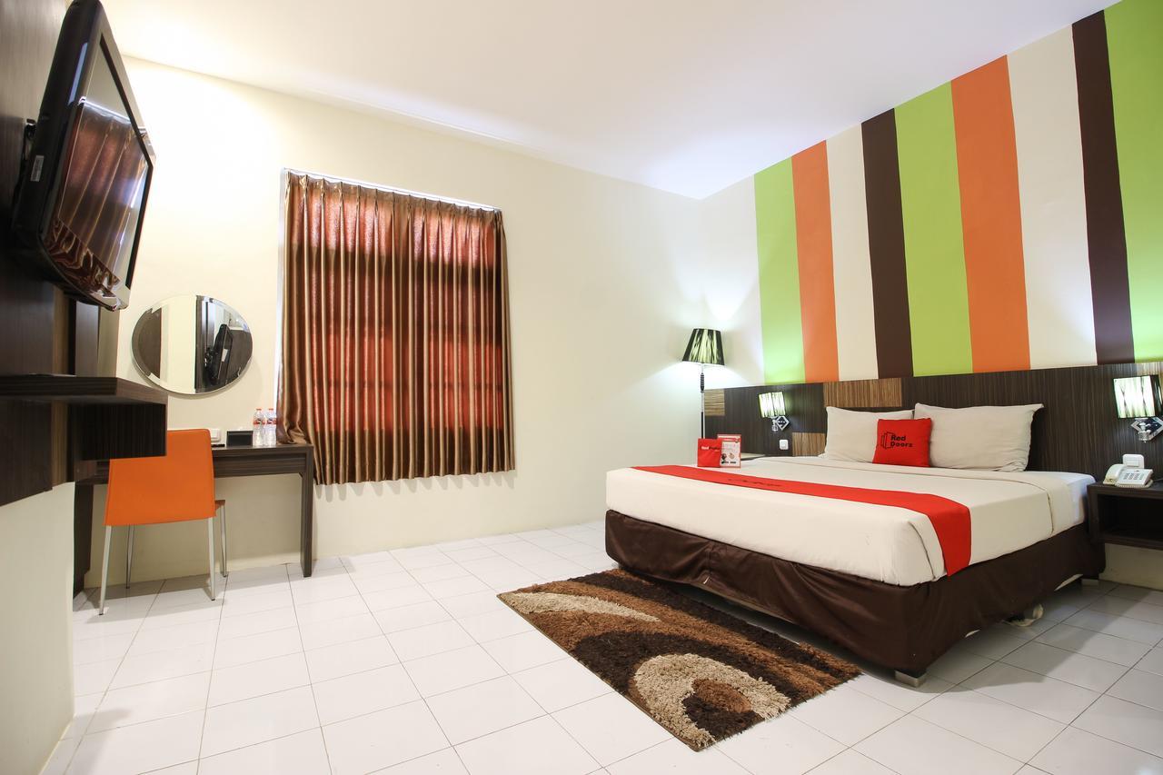 Hotel Reddoorz Plus Near Keraton Yogyakarta 2 Extérieur photo